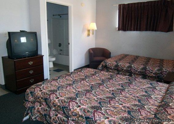 Hometowne Studios By Red Roof Gainesville, Ga Habitación foto